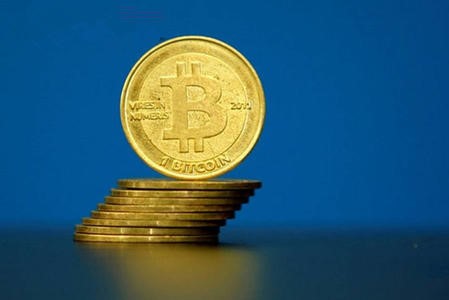 马斯克是比特币和狗狗币坚定的带货者，币圈炒币信徒一直在追随