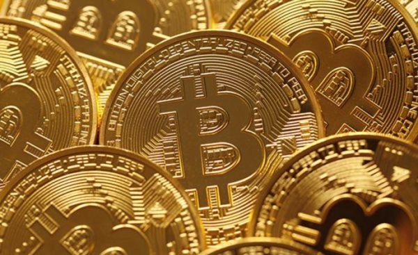 比特币敲诈者 病毒敲诈抹黑比特币，后者单价两天暴跌200