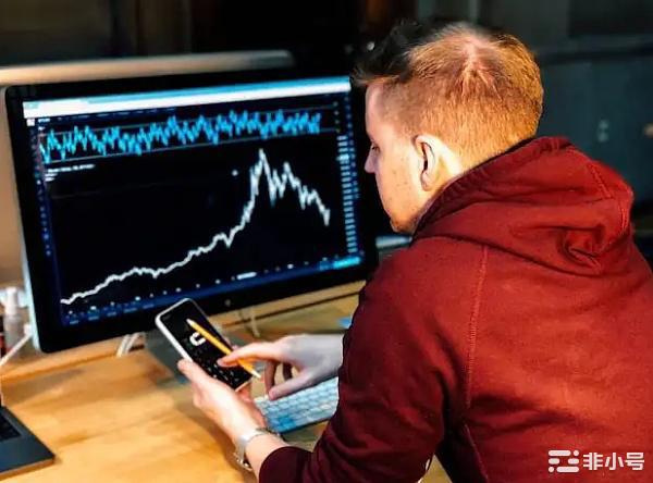 Solana(SOL)会崩溃吗?许多人想知道Solana(SOL)和区块链是否会因为与FTX