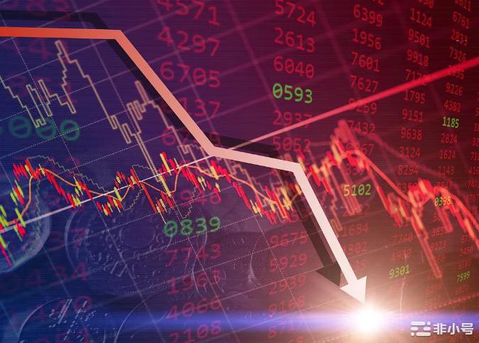 随山寨币暴跌比特币跌破3万美；BTC主导地位达26个月新高