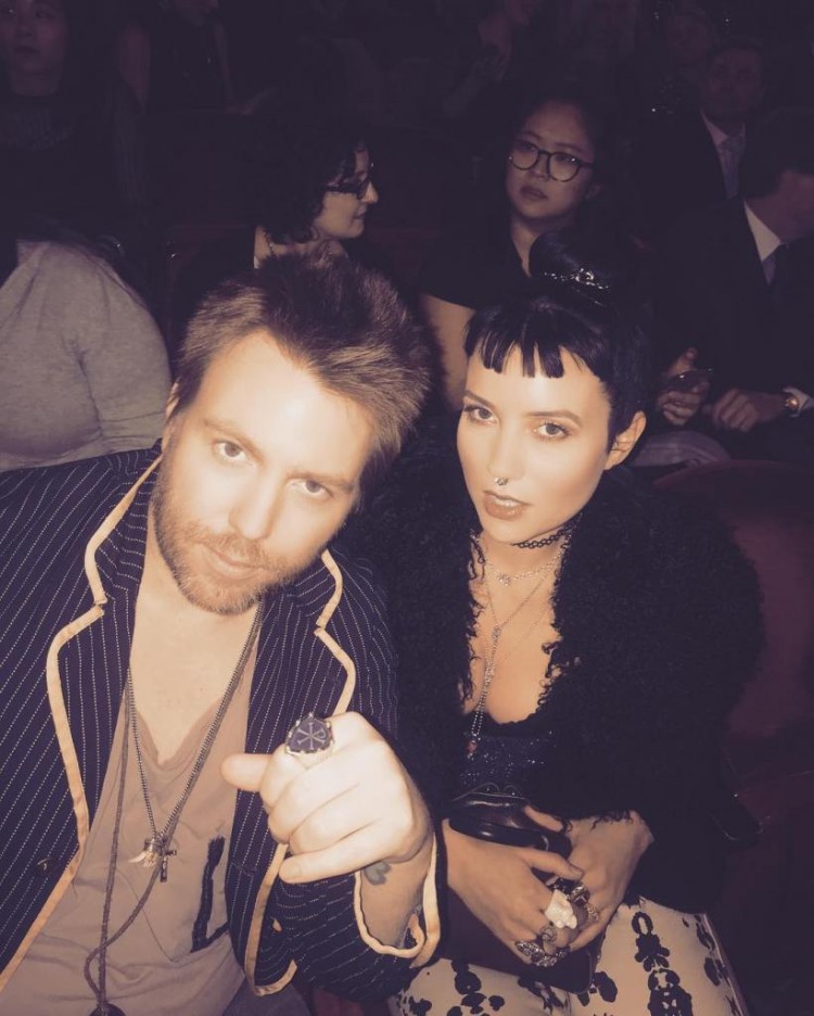 伊利亚奥尔曼的妻子声称雪儿患有躁狂抑郁症不适合担任管理员