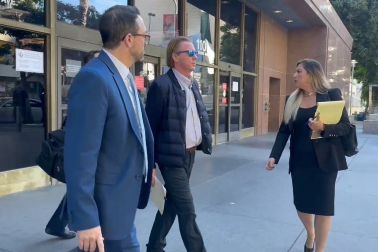 伊利亚奥尔曼的妻子声称雪儿患有躁狂抑郁症不适合担任管理员