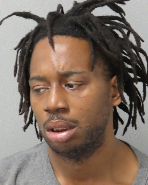 星巴克咖啡师因制服两名劫匪而遭手枪鞭打而被解雇